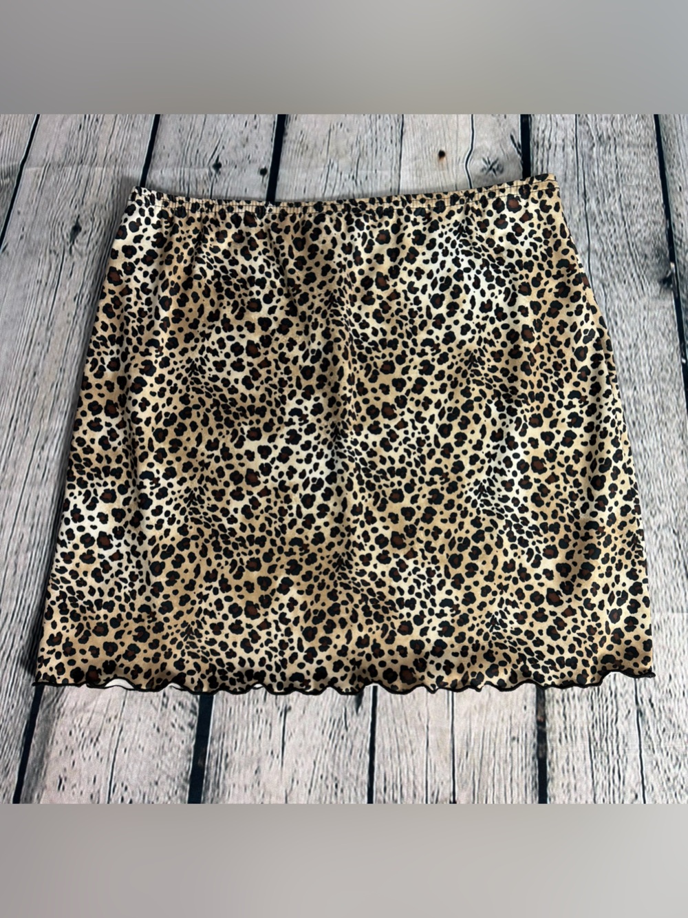 Exact Change Vtg Y2K 90s Leopard Print Stretchy Mini Skirt Lettuce Hem Size L